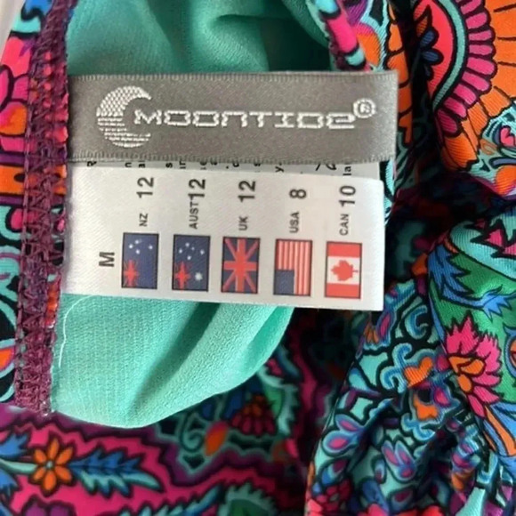 MOONTIDE Colorful Floral Print Twist Front Halter One Piece Swimsuit NWOT - Picture 3 of 6